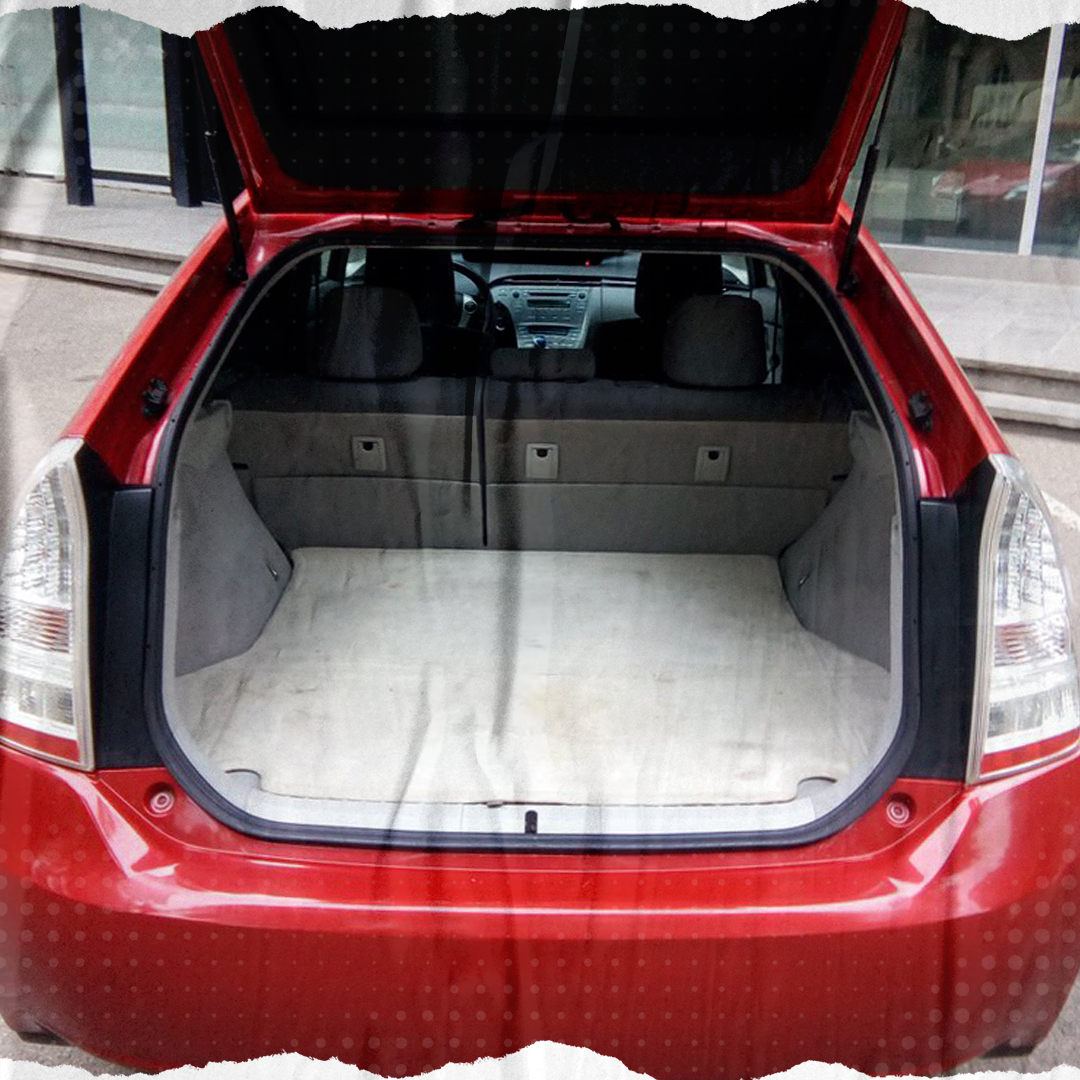 Premium Car With Driver - Image 4